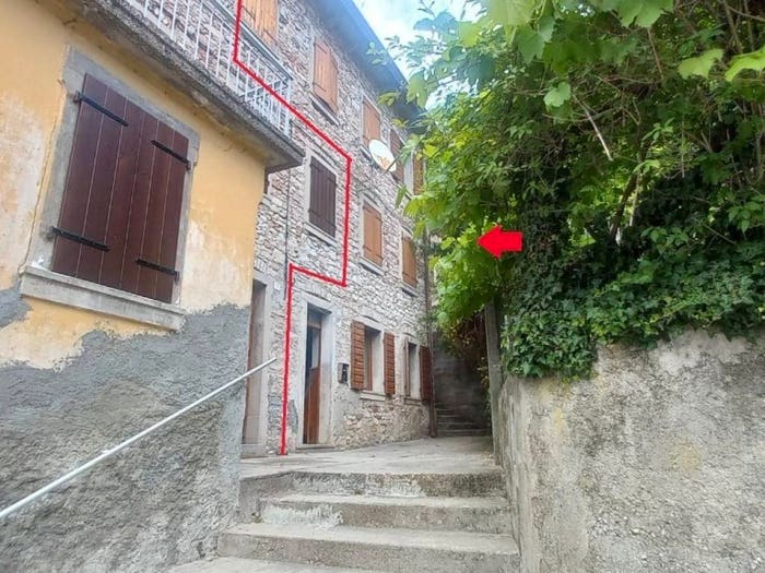 Casa con 6 locali in vendita in VIA IX OTTOBRE, Codissago, Longarone