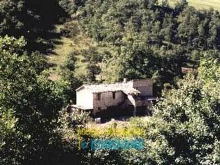 Casa con 5 locali in vendita in Rotella