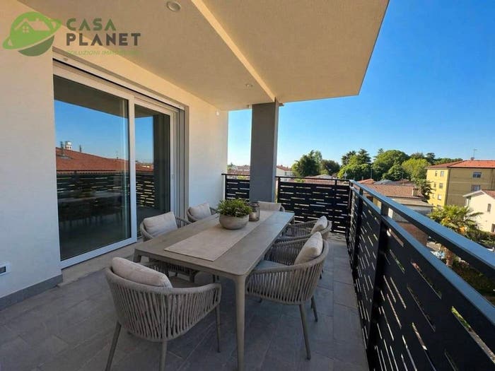 Appartamento con 5 locali in vendita in Via Terraglio, Centro, Preganziol
