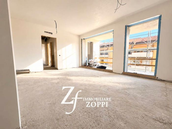 Appartamento trilocale in vendita in VIA LARGA, Centro, Calenzano