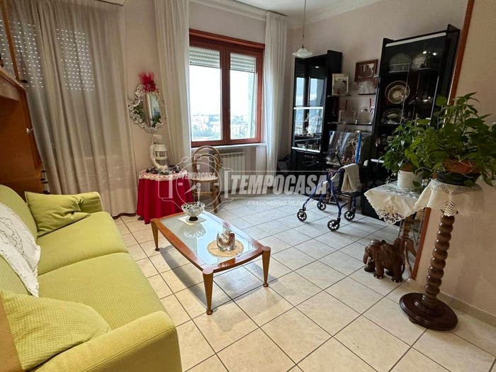 Appartamento trilocale in vendita in Via Enea Zanfagna, Fuorigrotta, Napoli