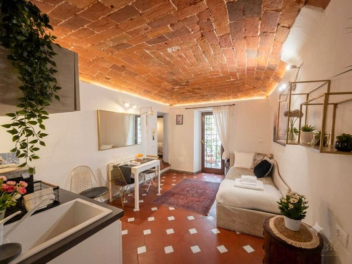 Appartamento bilocale in vendita in Piazza Carlo Goldoni, Borgo Ognissanti Il Prato, Firenze