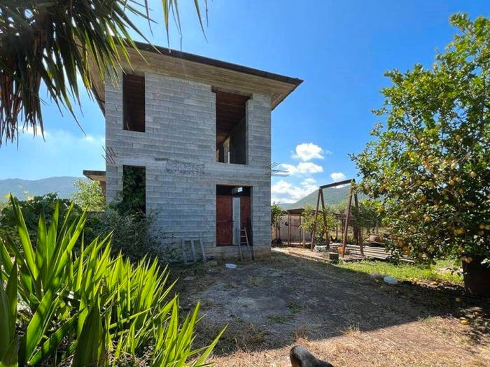 Casa in vendita in Via Ponte Perito, Centro, Fondi