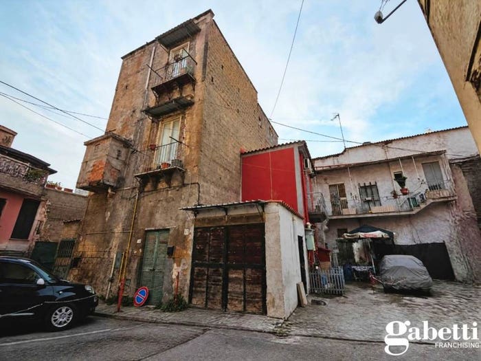Casa in vendita in VIA GUGLIELMO MARCONI, Centro, Pomigliano d'Arco