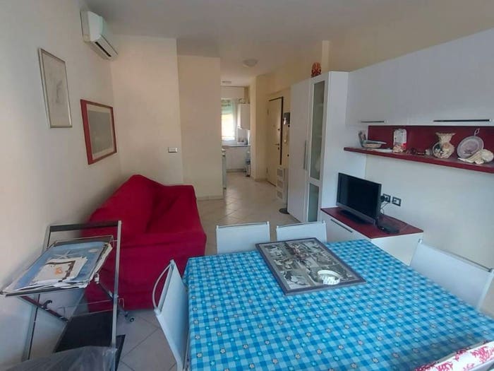 Appartamento trilocale in vendita in Viale Giosuè Carducci, Lido degli Estensi, Comacchio
