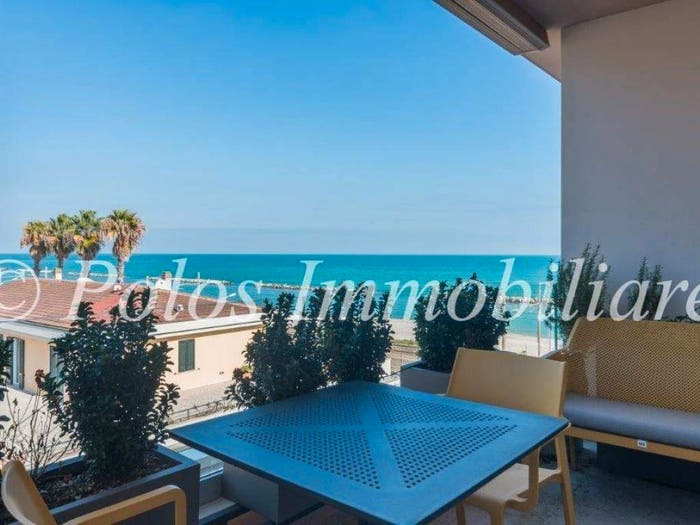Appartamento trilocale in vendita in Via Carlo Marx, Altidona