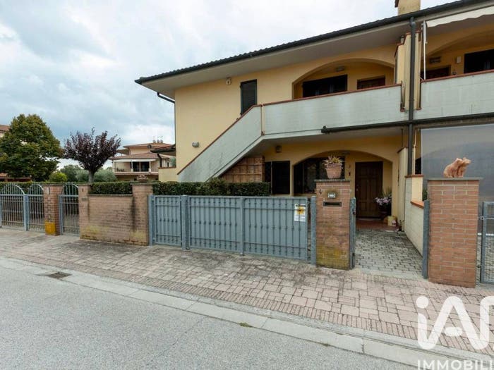 Appartamento quadrilocale in vendita in Via AF Ozanam, La Rotta Pietroconti, Pontedera