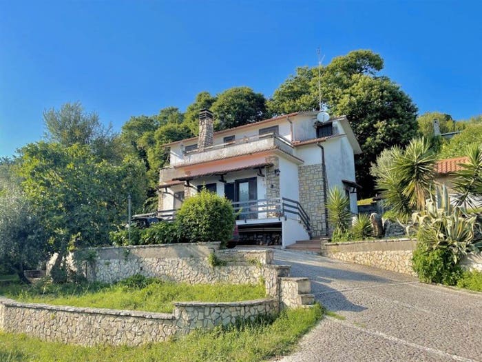 Casa con 5 locali in vendita in Via Intercomunale di Valenza, Centro, Palestrina