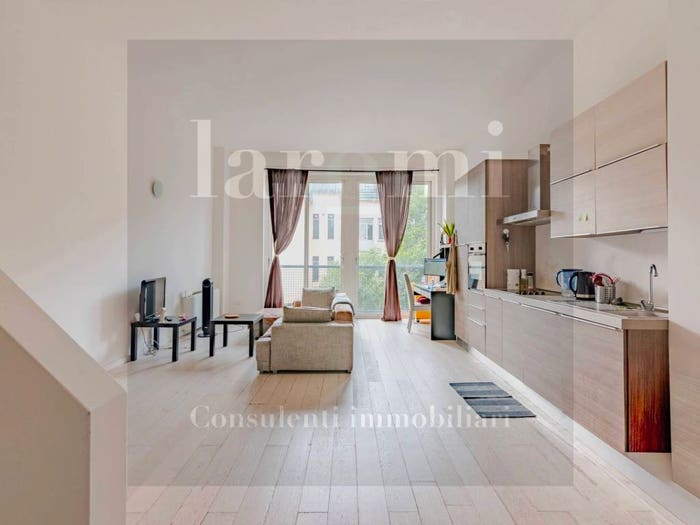 Appartamento bilocale in vendita in Viale Ortles, Corvetto, Milano