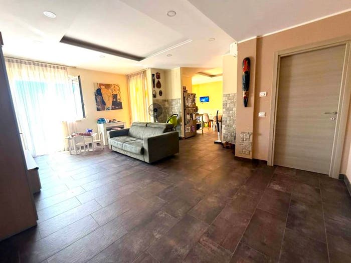 Appartamento trilocale in vendita in Via Gaetano Manfredi, Colli Aminei Capodimonte, Napoli