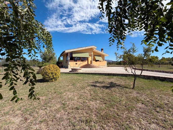Casa quadrilocale in vendita in Strada della Lentisca, Gionchetto, Latina