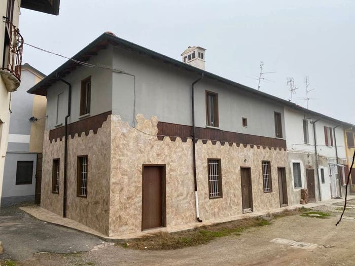 Casa quadrilocale in vendita in PIAZZA DELLA REPUBBLICA, Centro, Bascapè