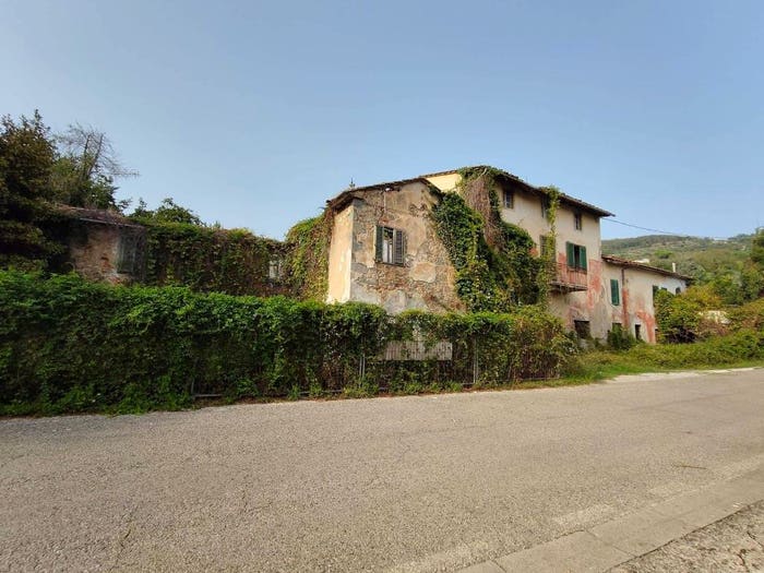 Casa con 6 locali in vendita in Via Vangile, Margine Coperta Traversagna, Massa e Cozzile