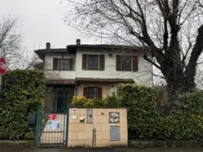 Casa con 6 locali in vendita in Via Marsala, Centro, Dresano