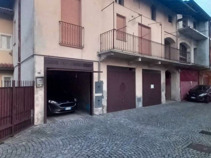 Appartamento trilocale in vendita in Via Mercanti, Divignano