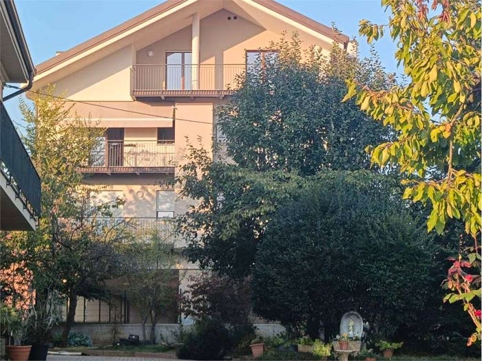 Appartamento trilocale in vendita in Via Arignano, Semicentro, Chieri