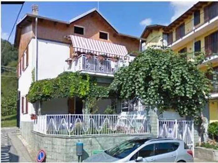 Casa con 6 locali in vendita in Località Pianaccia, Grignasco