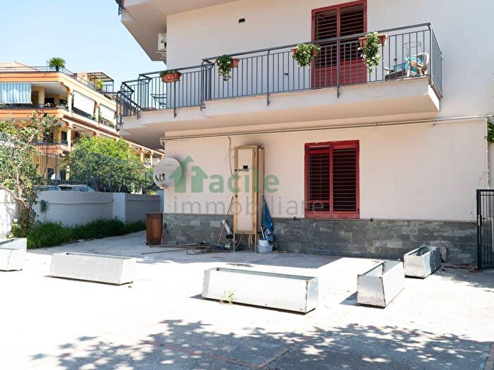 Appartamento trilocale in vendita in Viale Amerigo Crispo Cimitile NA Italia, Cimitile