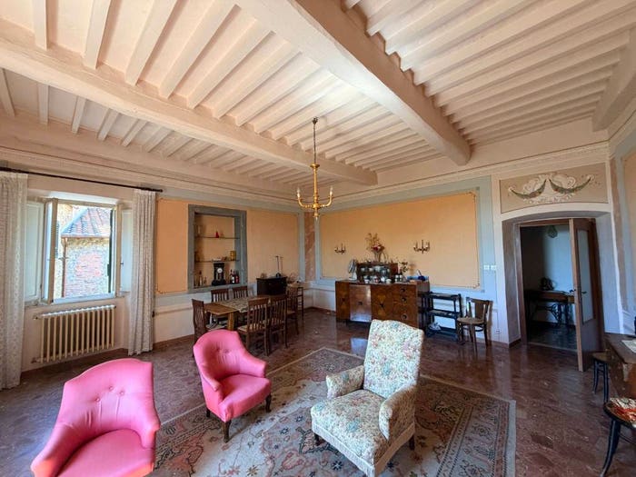 Appartamento con 5 locali in vendita in Via Ghibellina, Centro, Cortona