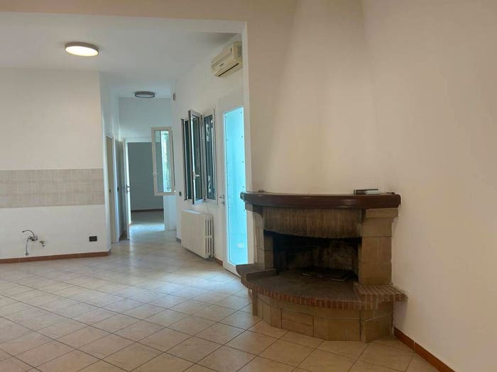 Appartamento trilocale in vendita in Via Dantona, Vicoli Redentore, Ravenna