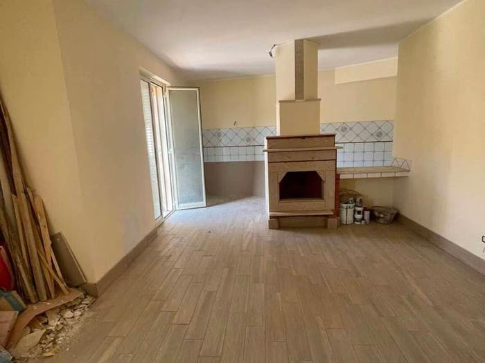 Appartamento con 5 locali in vendita in Via Salvatore Navarra A, Faro Superiore Sperone, Messina