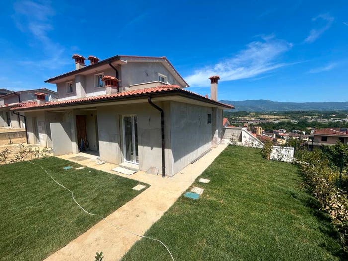 Casa con 5 locali in vendita in Via XXV Aprile, Incisa In Val D'Arno, Figline e Incisa Valdarno