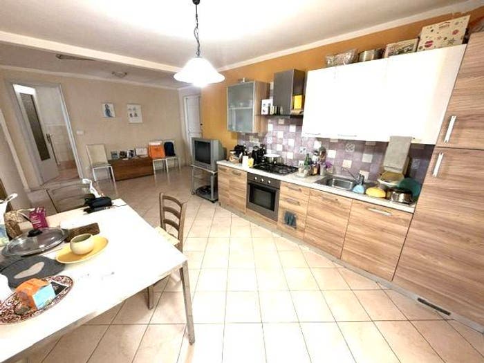 Appartamento trilocale in vendita in Via del Municipio, Centro, Acqui Terme