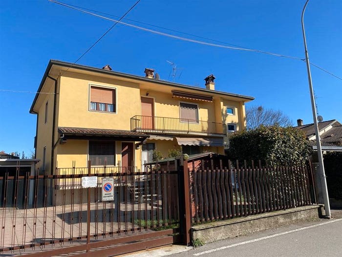 Appartamento trilocale in vendita in Castel Rozzone