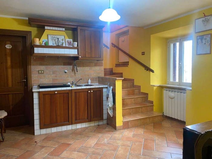 Casa trilocale in vendita in Centro, Vetto