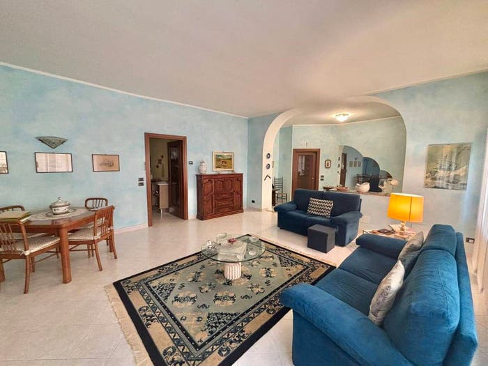 Casa con 6 locali in vendita in Strada Provinciale di Granozzo, Lumellogno Pagliate, Novara