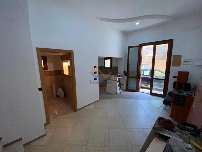 Appartamento quadrilocale in vendita in Via Mirandola, Castellammare Del Golfo