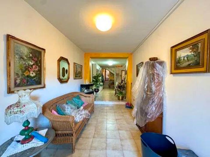 Casa con 6 locali in vendita in Via Cesare Battisti Nn, Centro, Monsummano Terme