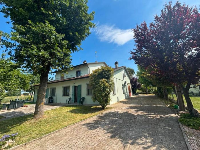 Casa con 6 locali in vendita in San Zaccaria, Ravenna