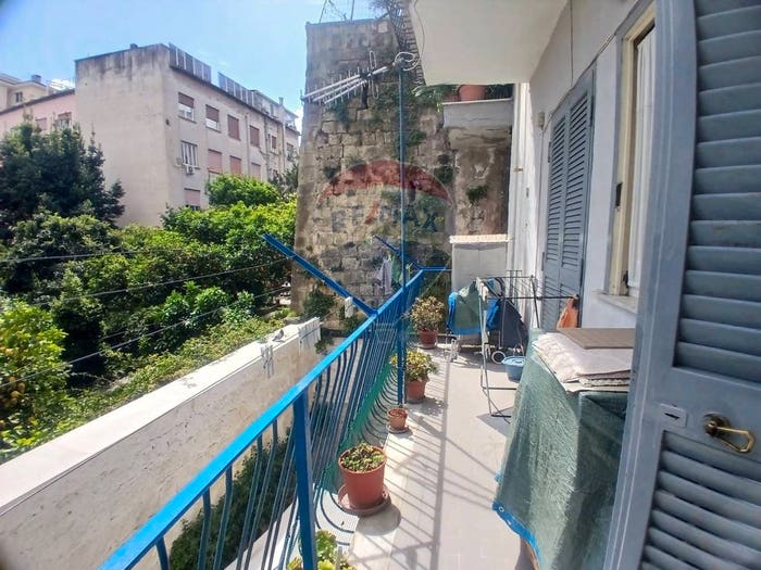 Appartamento con 6 locali in vendita in Via San Mandato, Piazza Canneto Salvator Rosa, Napoli