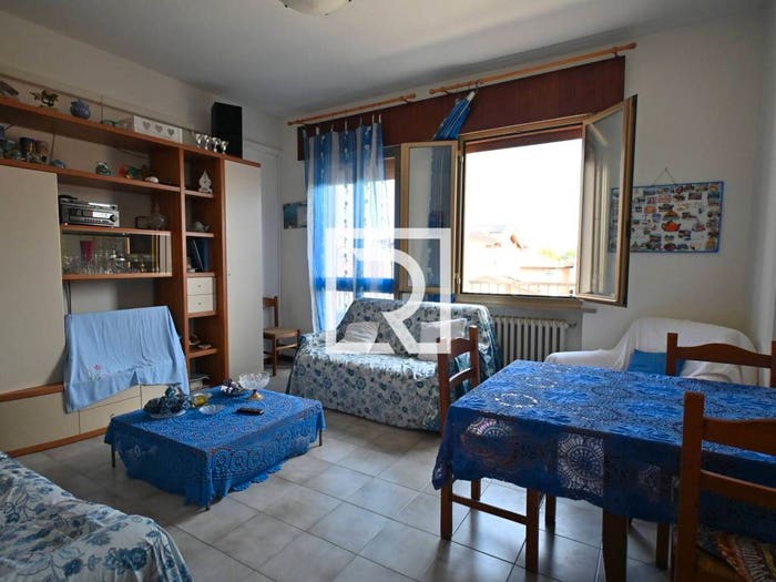 Appartamento trilocale in vendita in Via delle Giunchiglie, Casalborsetti, Ravenna