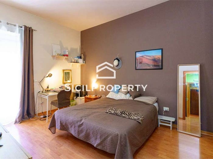 Appartamento quadrilocale in vendita in via Morosoli, Villa Bellini Santa Maria di Gesù, Catania