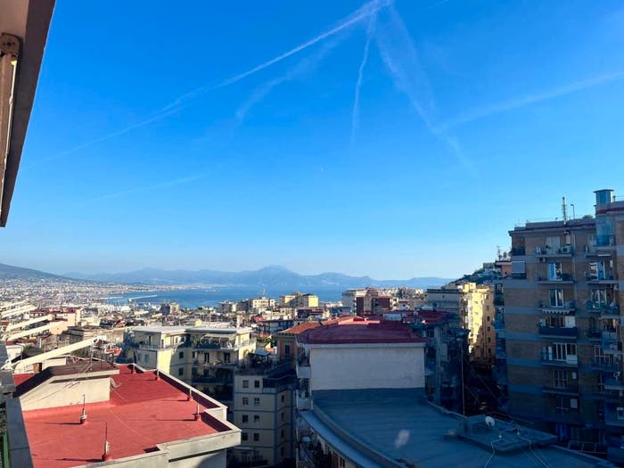 Appartamento con 5 locali in vendita in Salita Due Porte, Stella Materdei, Napoli