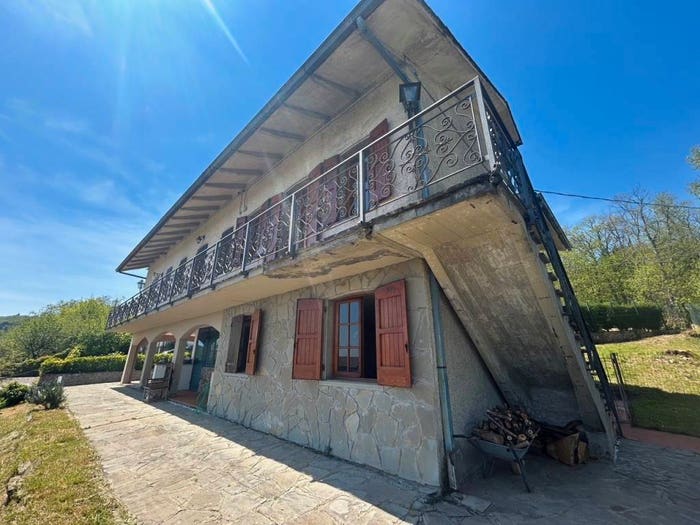 Casa con 6 locali in vendita in Via Fagno, Momigno, Marliana