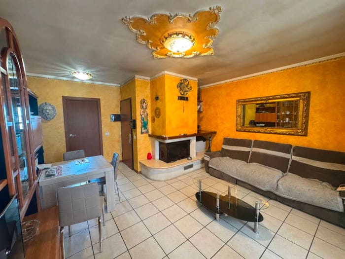 Appartamento quadrilocale in vendita in Piazza Sant'Andrea, Centro, Pompiano
