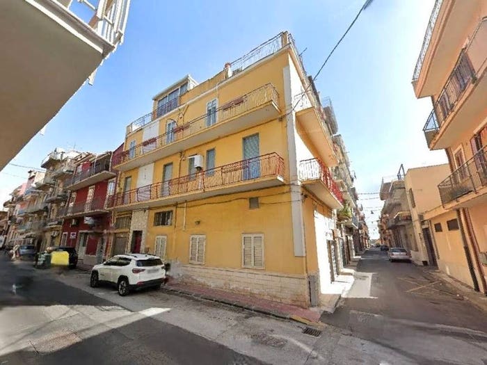 Appartamento quadrilocale in vendita in Via Camillo Benso Conte Di Cavour, Centro, Carlentini