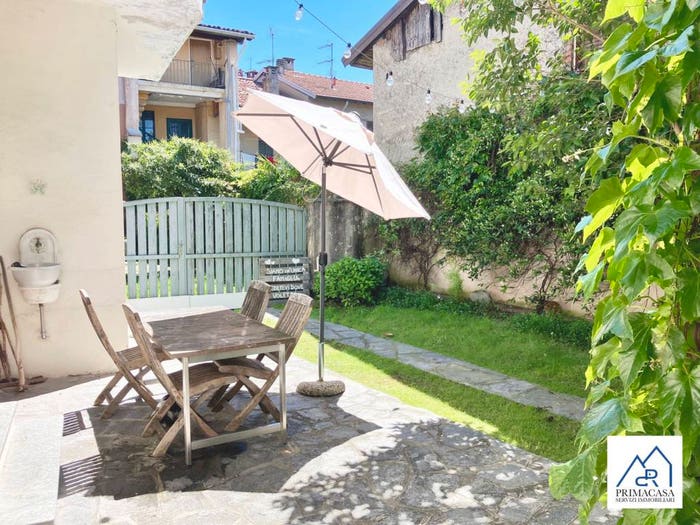 Casa quadrilocale in vendita in Via Gerli Arioli, Centro, Gavirate