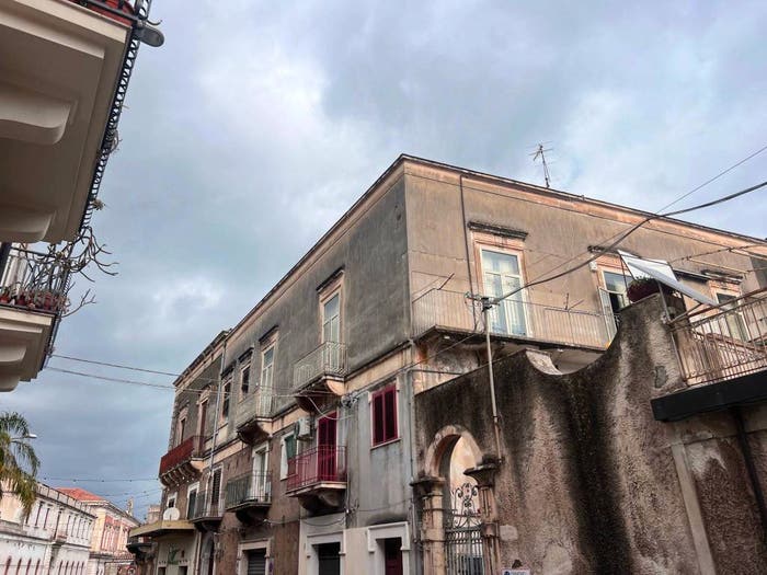 Casa con 6 locali in vendita in Via Alcide De Gasperi, Centro, Giarre