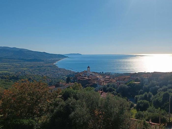 Appartamento con 6 locali in vendita in Via Giovanni Giordano, Centro, Casal Velino
