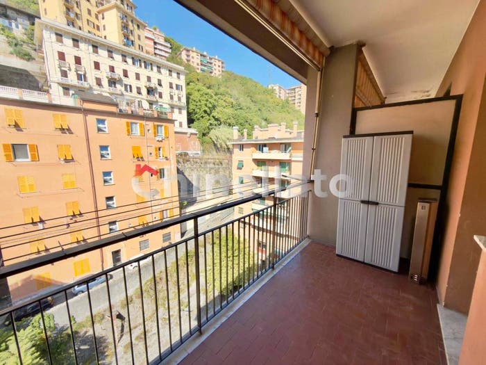 Appartamento quadrilocale in vendita in Via Bobbio, Staglieno, Genova