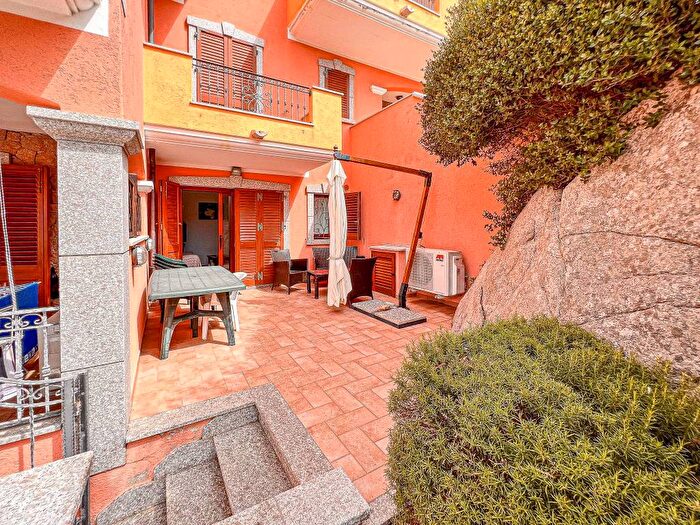 Appartamento trilocale in vendita in Via Tibula, Centro, Santa Teresa Gallura