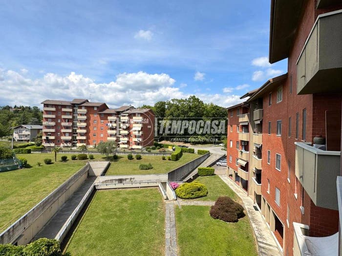 Appartamento trilocale in vendita in Villaggio Lorazzo, Centro, Cossato
