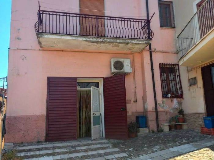 Casa quadrilocale in vendita in Via San Nicola Vico, Terranova da Sibari