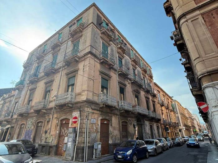 Appartamento con 5 locali in vendita in Via Monsignor Ventimiglia, Corso Sicilia Fiera, Catania