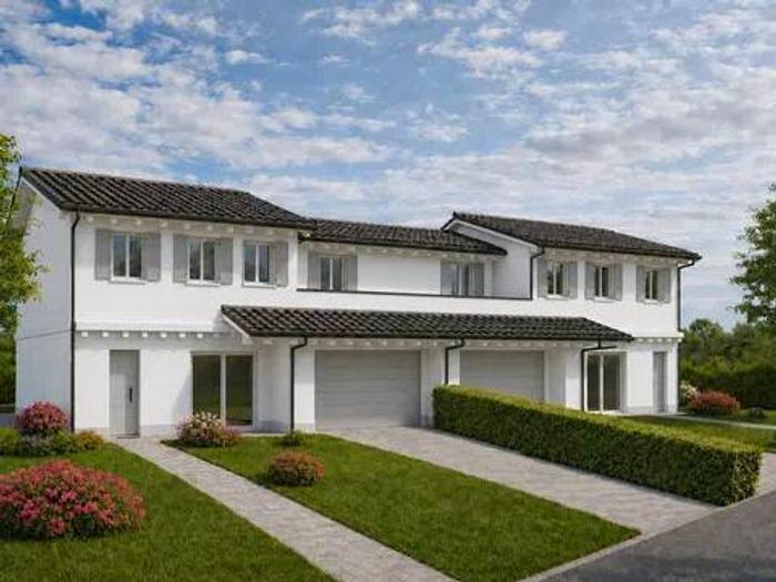 Casa con 6 locali in vendita in Centro, Rosà