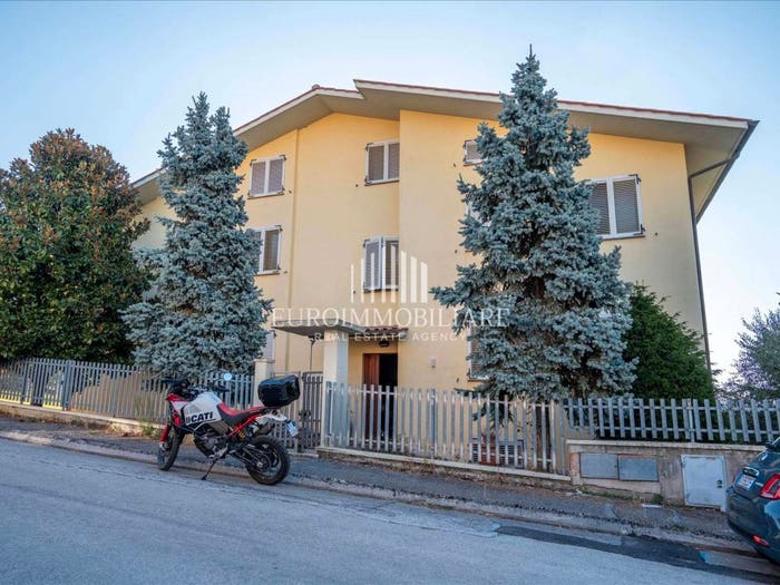 Casa con 6 locali in vendita in Str di Montevile, Ponte San Giovanni Balanzano, Perugia